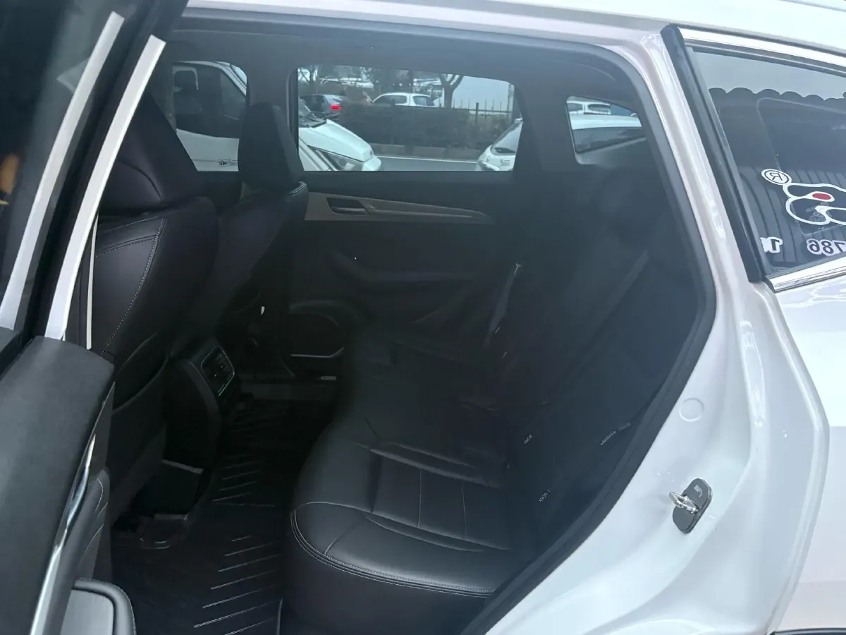 2020 Haval F7 2.0T 224HP L4 7DCT,autocango,china used car exporter,china ev exporter,chinese used car exporter,chinese used ev exporter