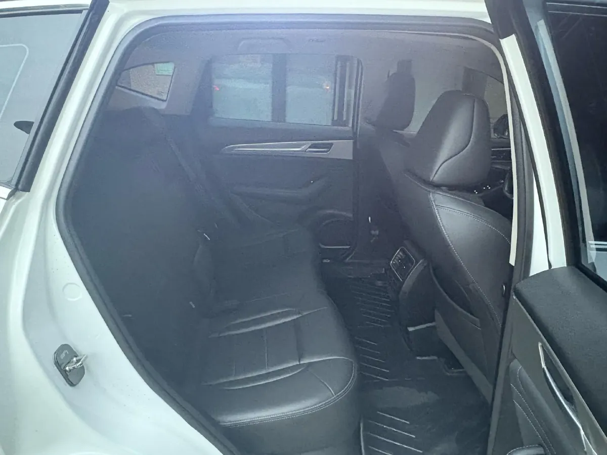 2020 Haval F7 2.0T 224HP L4 7DCT,autocango,china used car exporter,china ev exporter,chinese used car exporter,chinese used ev exporter