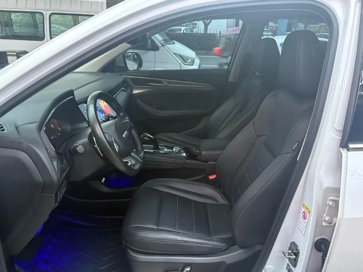 2020 Haval F7 2.0T 224HP L4 7DCT,autocango,china used car exporter,china ev exporter,chinese used car exporter,chinese used ev exporter