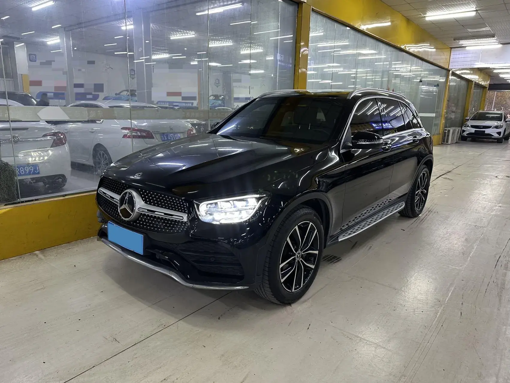 2020 MERCEDES-BENZ GLC view 1