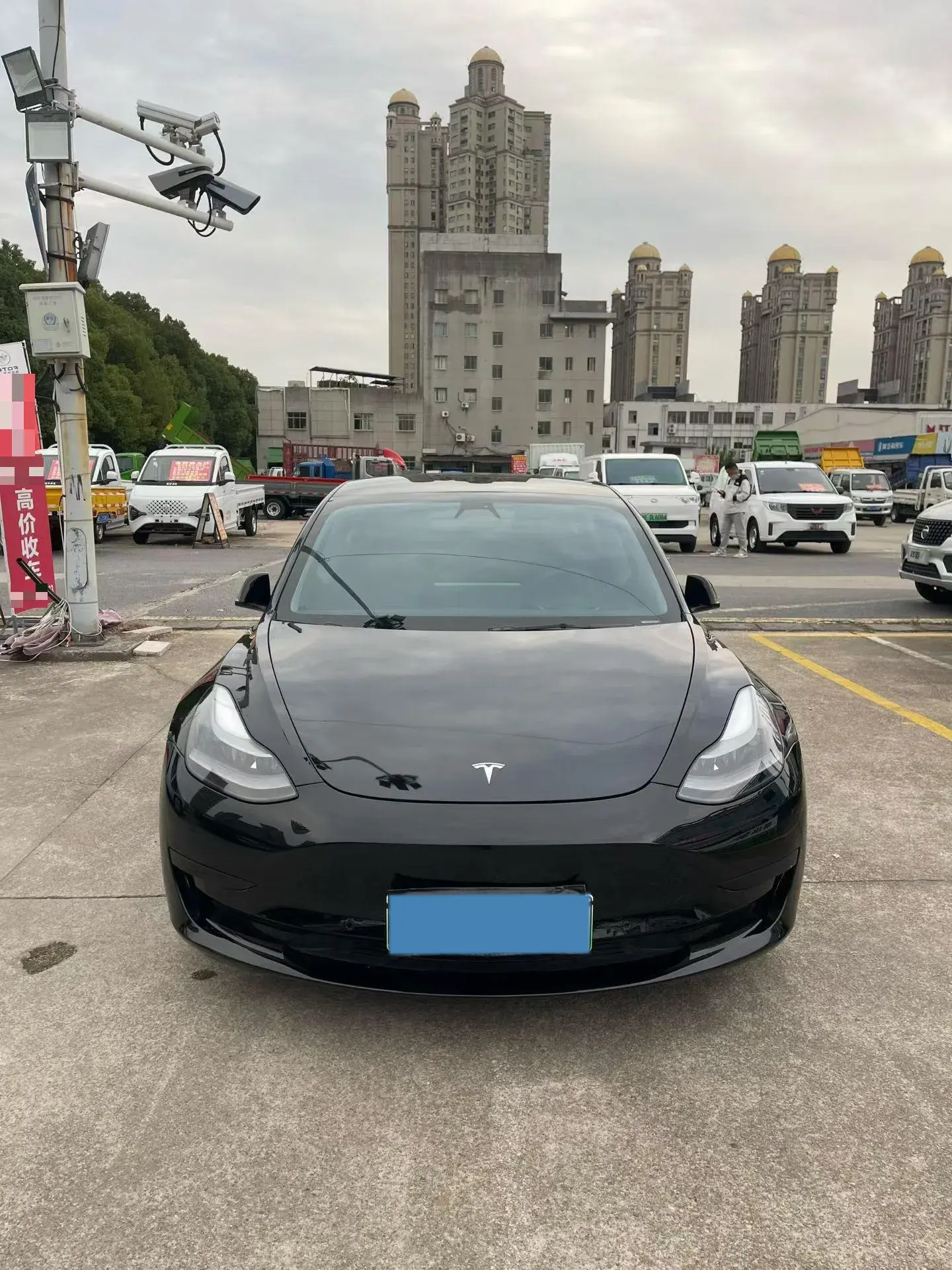 2021 TESLA MODEL thumbnail 2