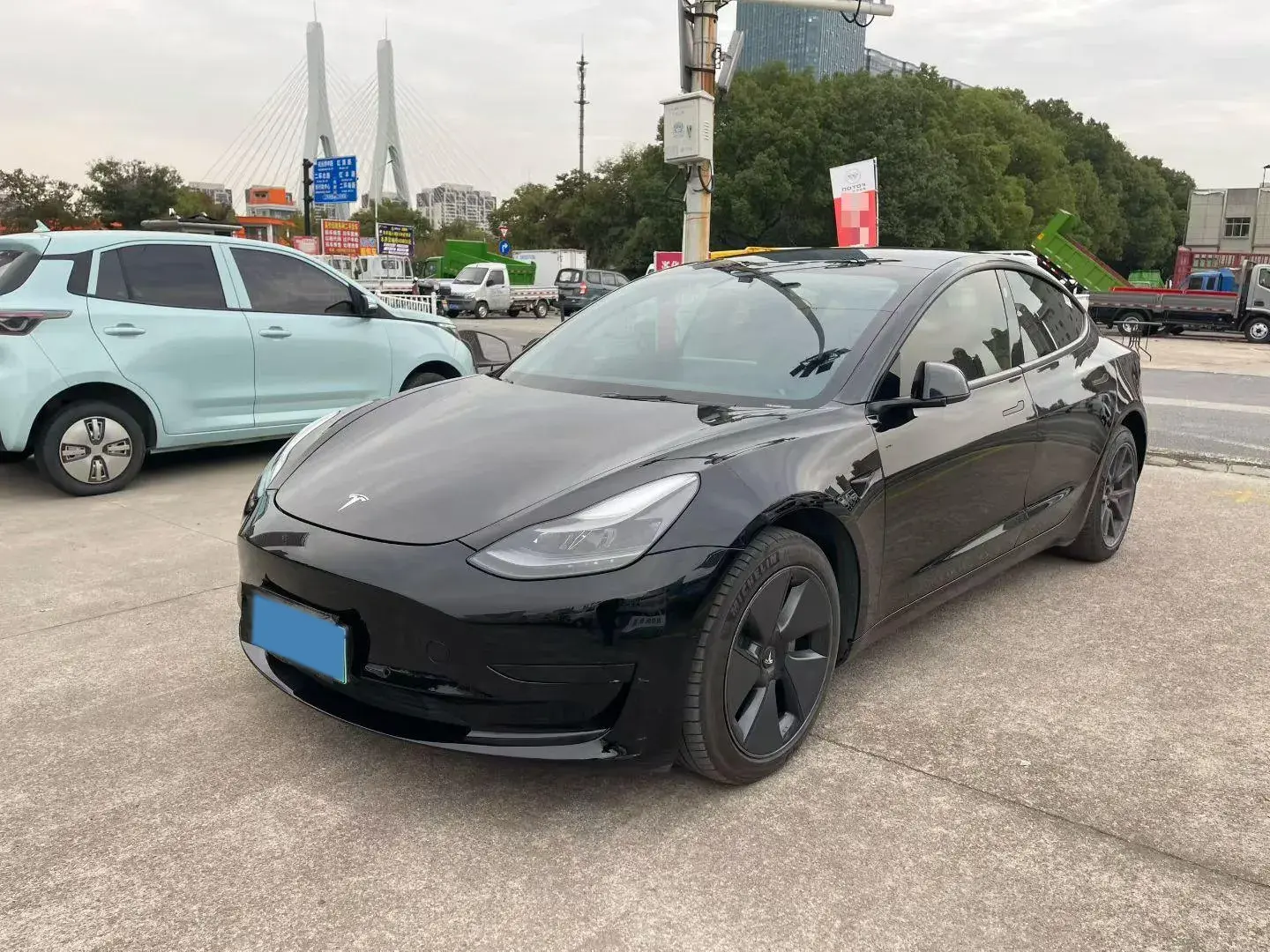 2021 TESLA MODEL view 1