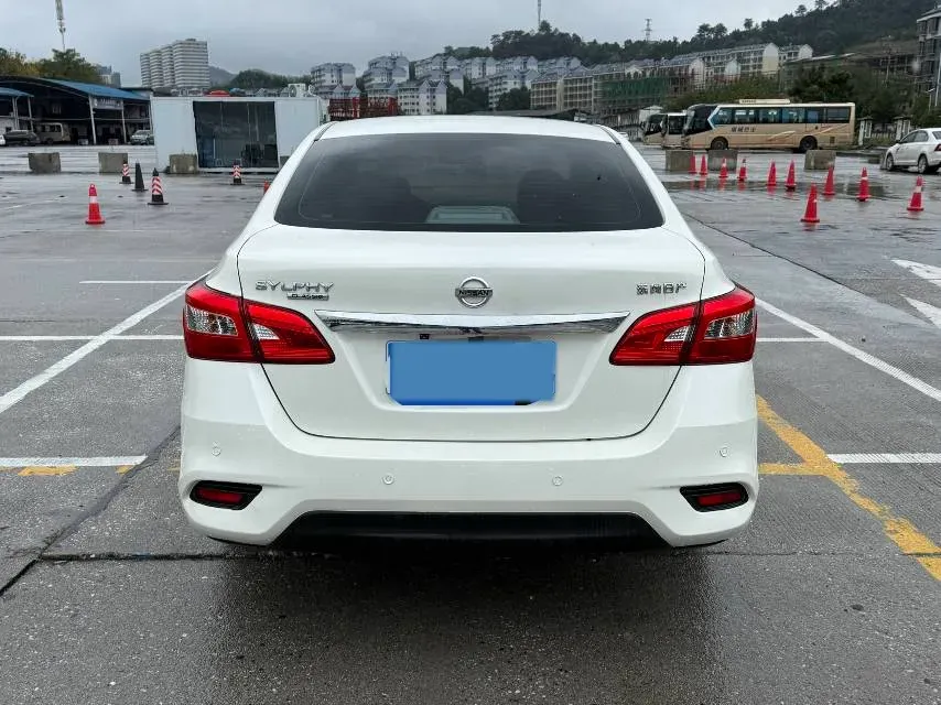2022 Nissan Sylphy 1.6L 122HP L4 CVT,autocango,china used car exporter,china ev exporter,chinese used car exporter,chinese used ev exporter