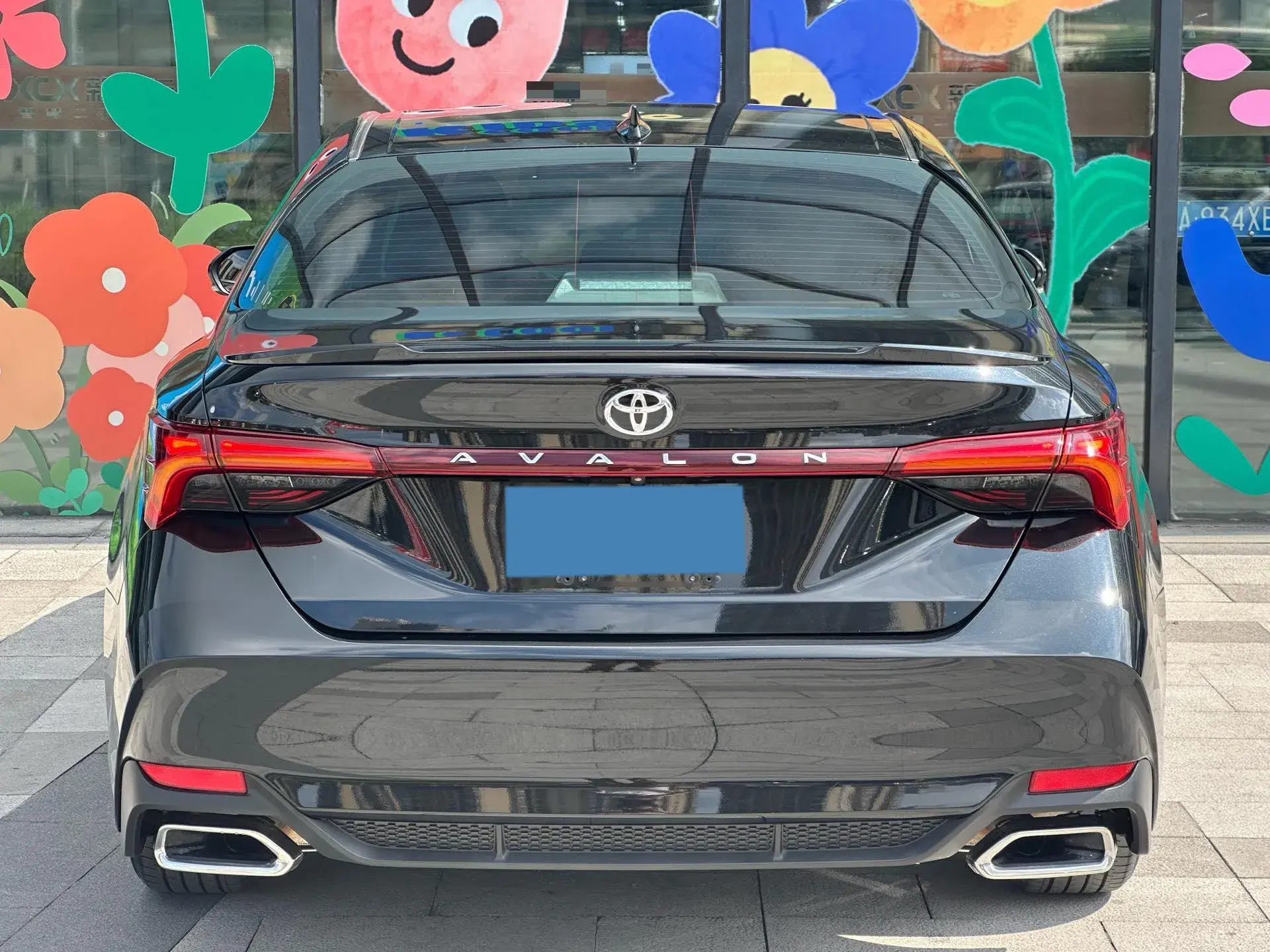 2023 TOYOTA AVALON thumbnail 4