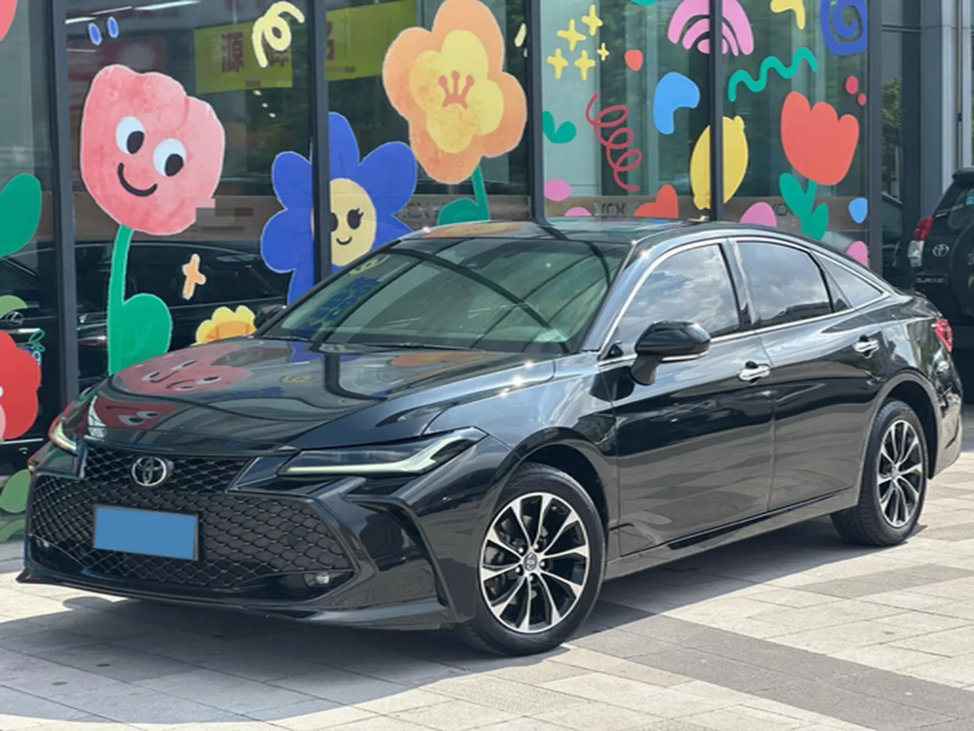 2023 TOYOTA AVALON view 1