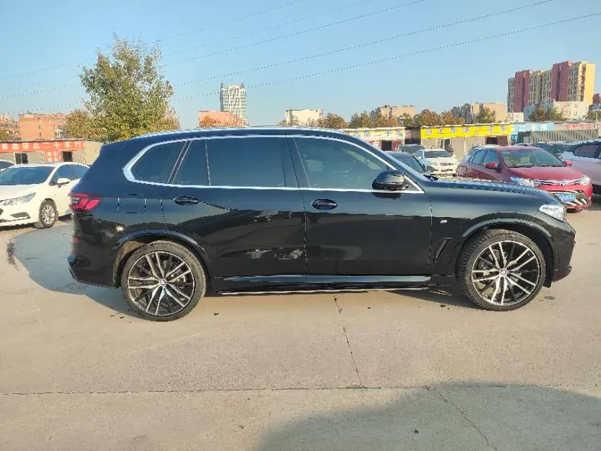 2022 BMW X5 2.0T 245HP L4 8AT,autocango,china used car exporter,china ev exporter,chinese used car exporter,chinese used ev exporter
