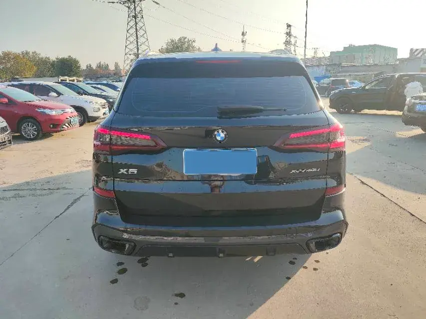 2022 BMW X5 thumbnail 3