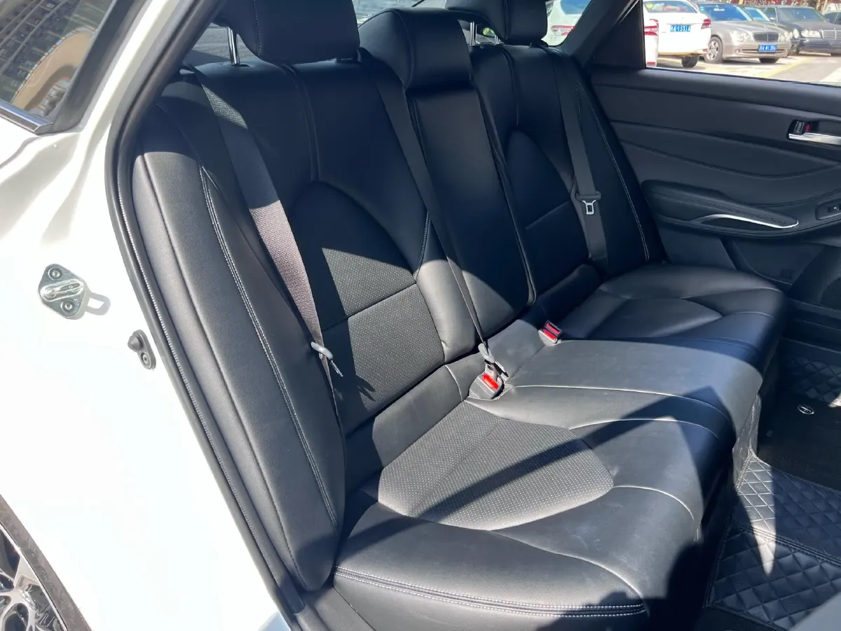 2023 Toyota Avalon 2.0L 177HP L4 CVT,autocango,china used car exporter,china ev exporter,chinese used car exporter,chinese used ev exporter