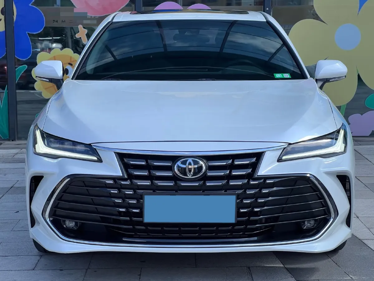 2023 Toyota Avalon 2.0L 177HP L4 CVT,autocango,china used car exporter,china ev exporter,chinese used car exporter,chinese used ev exporter