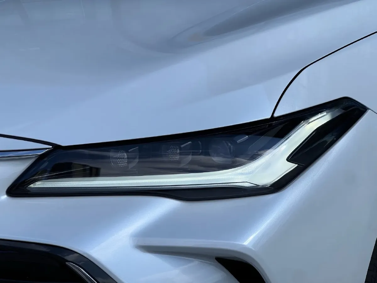 2023 Toyota Avalon 2.0L 177HP L4 CVT,autocango,china used car exporter,china ev exporter,chinese used car exporter,chinese used ev exporter