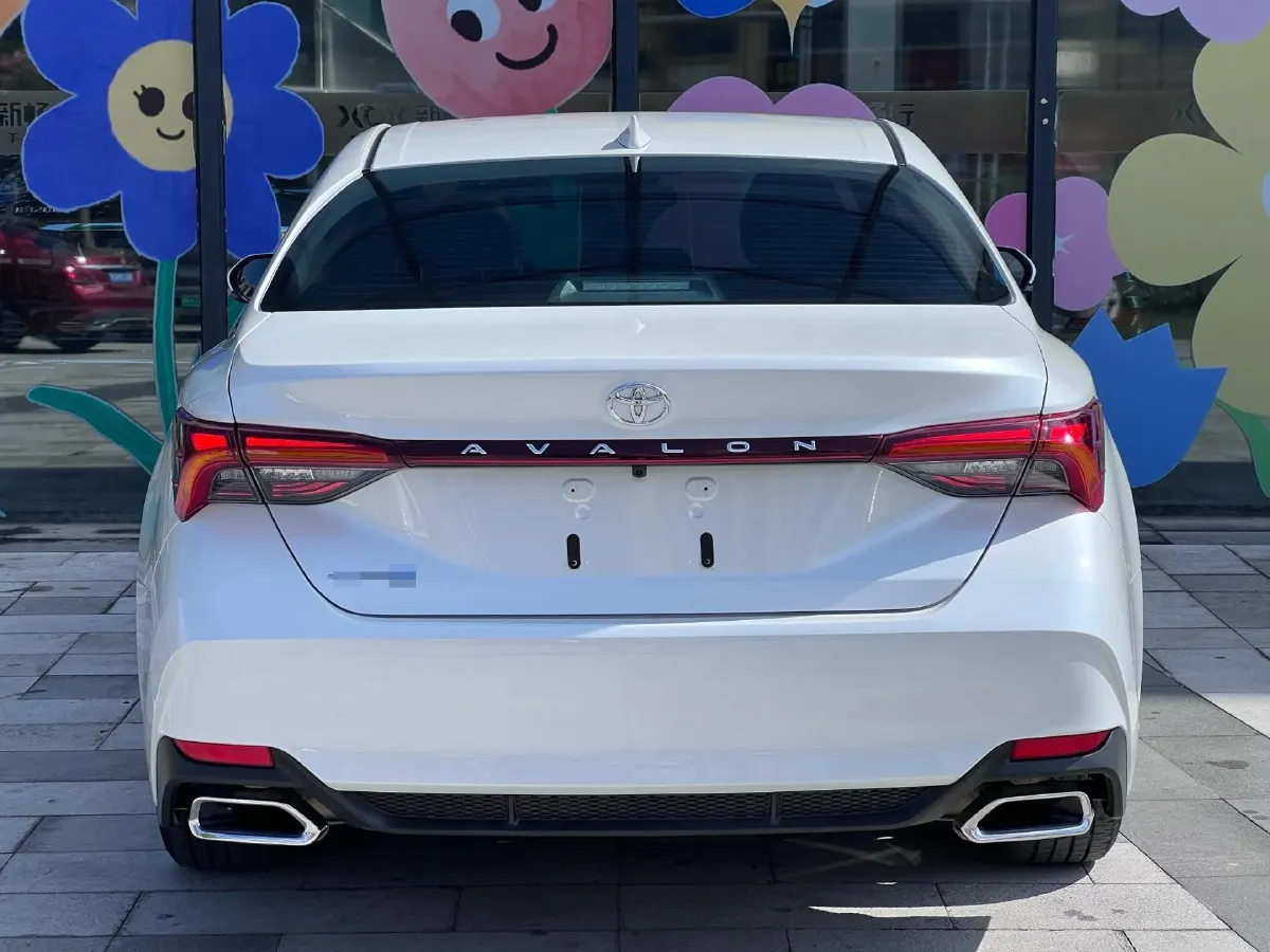 2023 Toyota Avalon 2.0L 177HP L4 CVT,autocango,china used car exporter,china ev exporter,chinese used car exporter,chinese used ev exporter