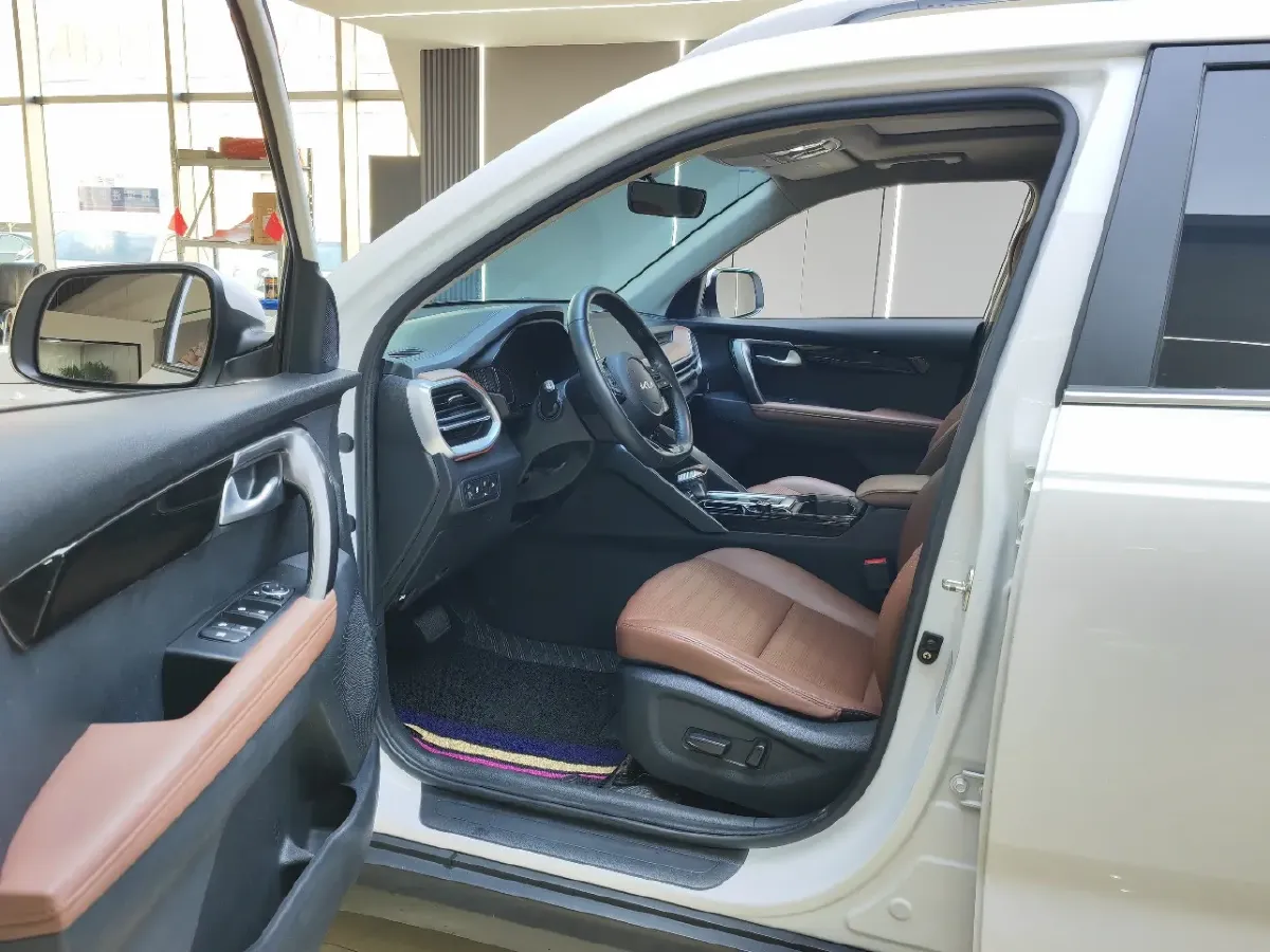 2021 Kia Sportage R 2.0L 161HP L4 6AT,autocango,china used car exporter,china ev exporter,chinese used car exporter,chinese used ev exporter