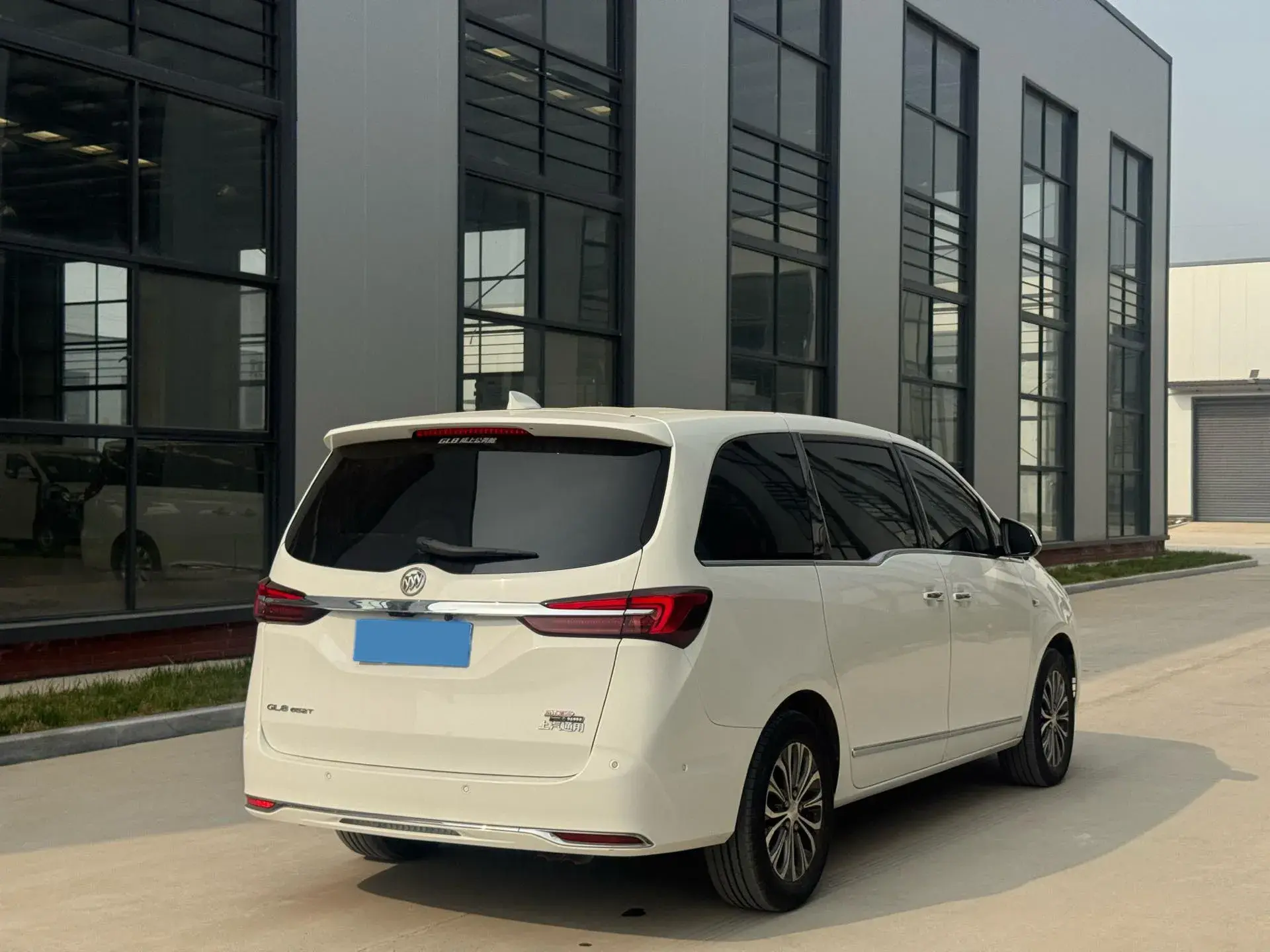 2021 BUICK GL8 thumbnail 4