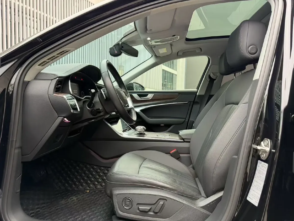 2020 Audi A6 3.0T 340HP V6 7DCT,autocango,china used car exporter,china ev exporter,chinese used car exporter,chinese used ev exporter