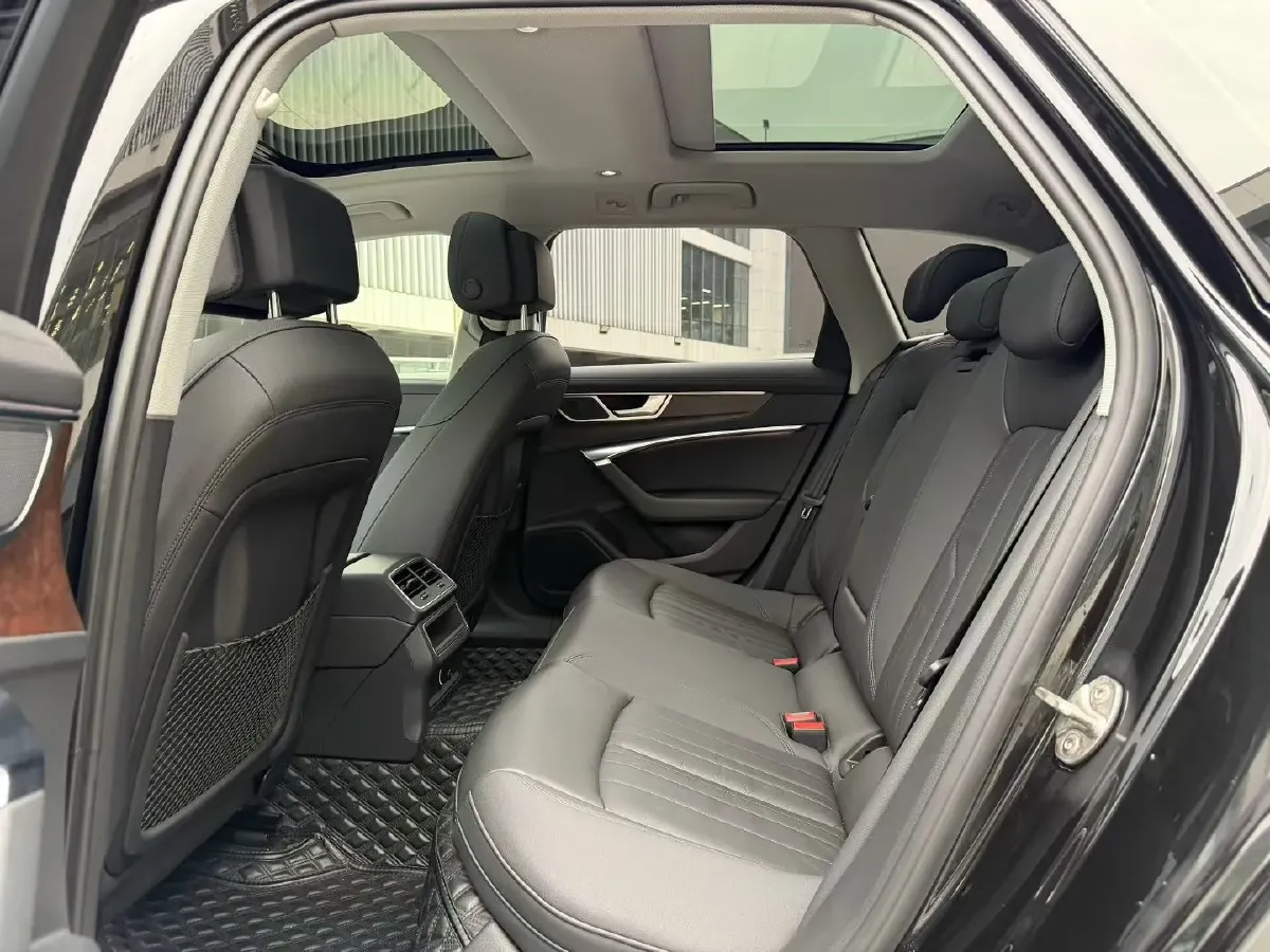 2020 Audi A6 3.0T 340HP V6 7DCT,autocango,china used car exporter,china ev exporter,chinese used car exporter,chinese used ev exporter