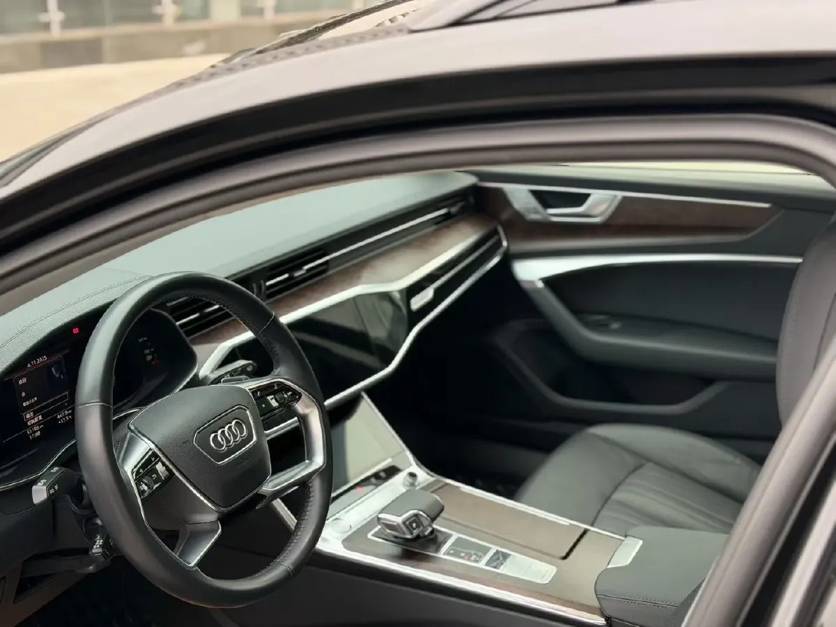 2020 Audi A6 3.0T 340HP V6 7DCT,autocango,china used car exporter,china ev exporter,chinese used car exporter,chinese used ev exporter