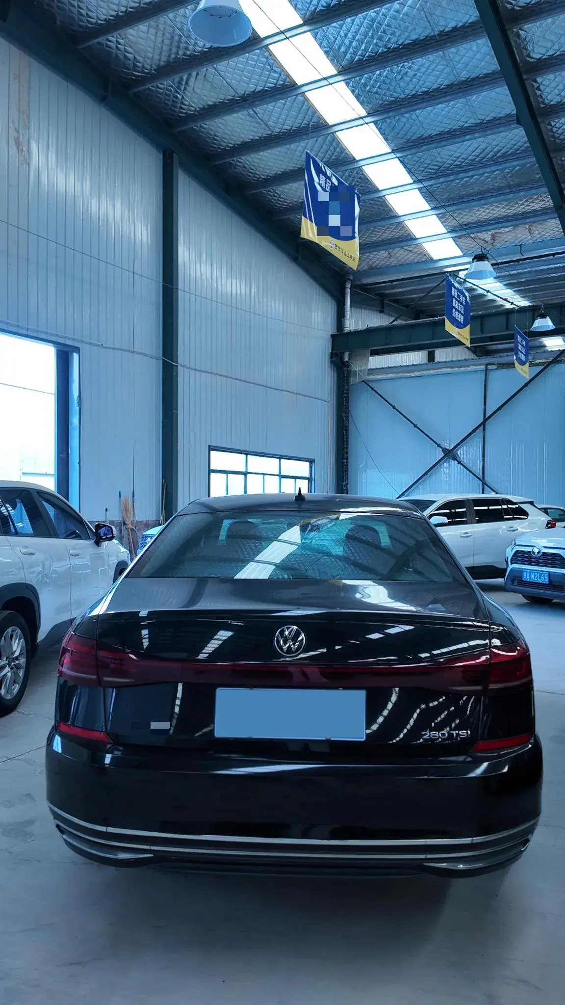 2022 VOLKSWAGEN PASSAT thumbnail 3