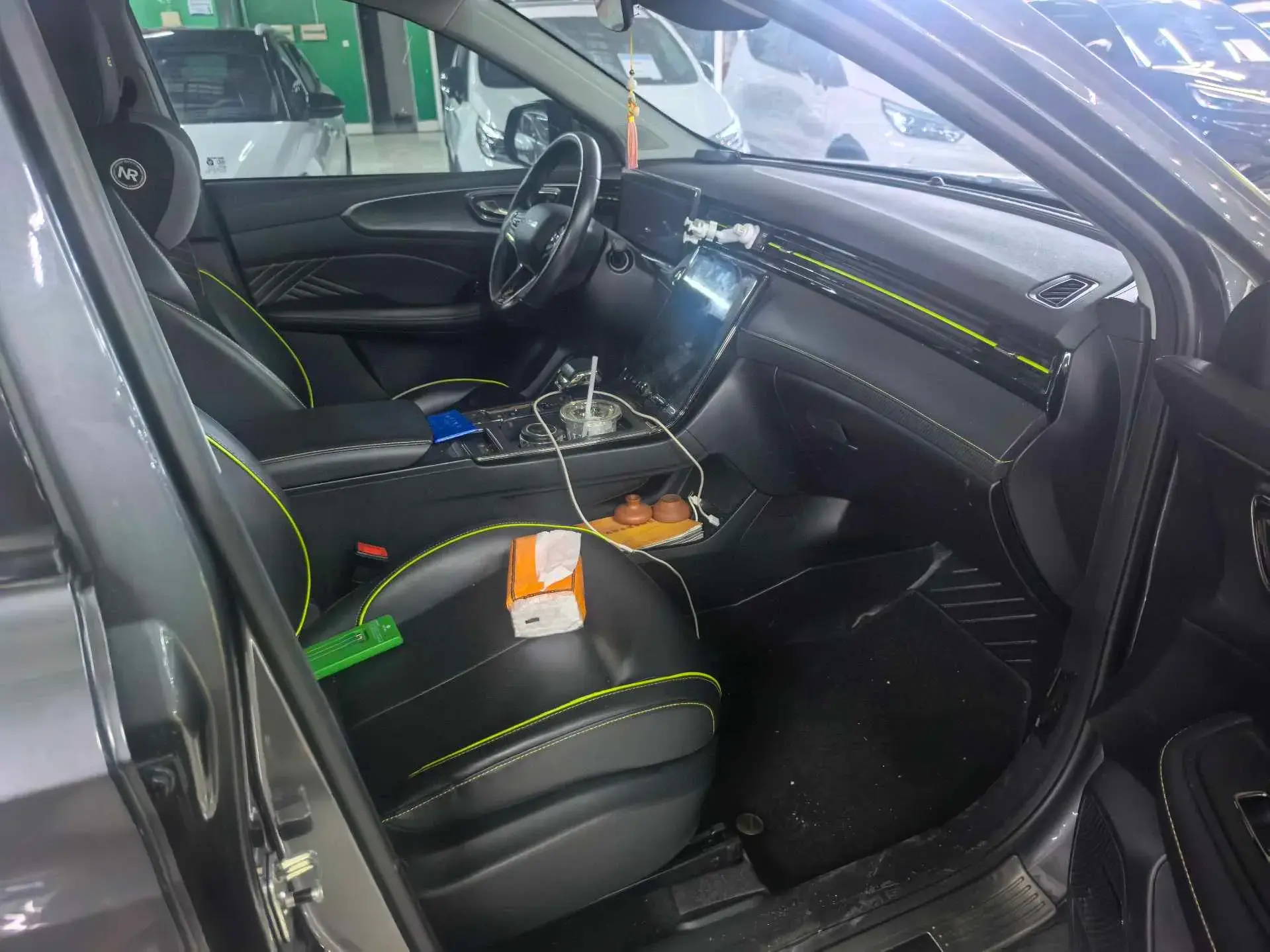 2021 ROEWE RX5 thumbnail 4