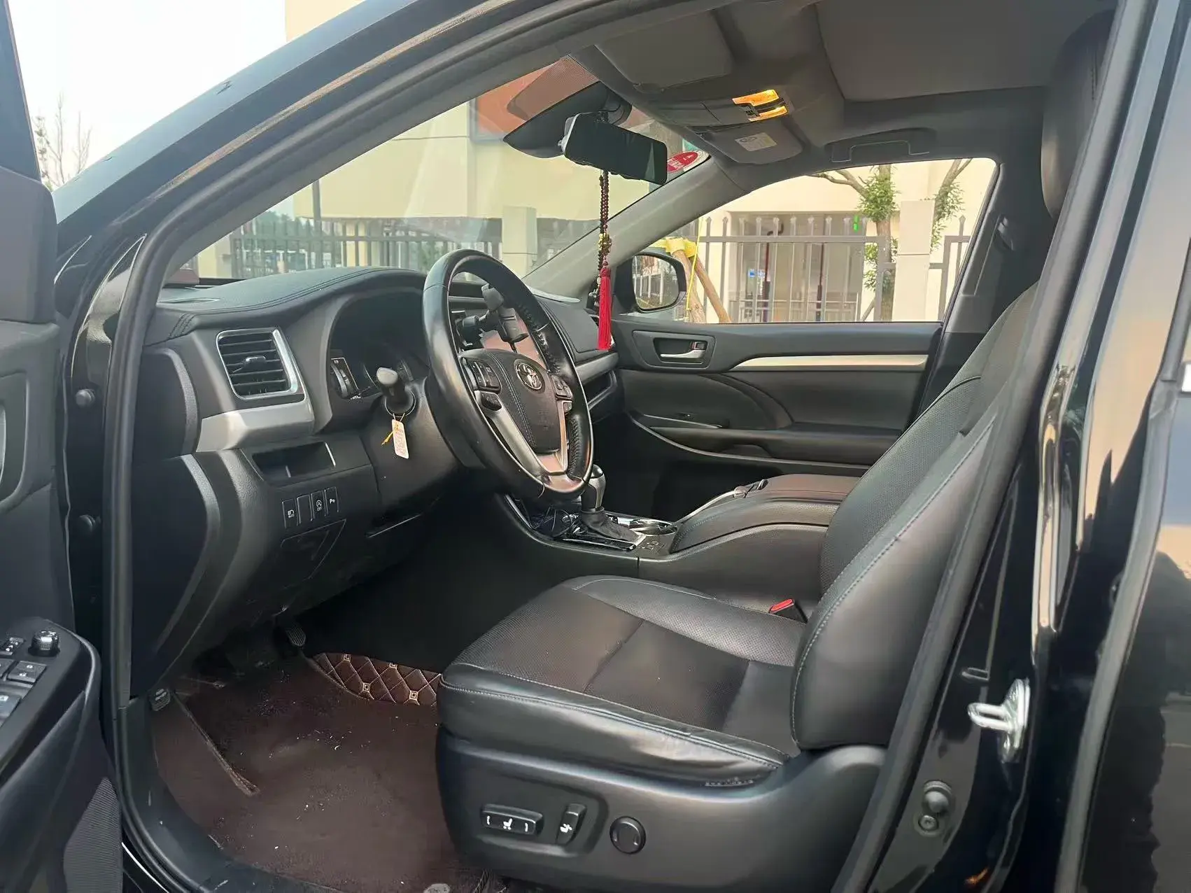 2021 TOYOTA HIGHLANDER thumbnail 2