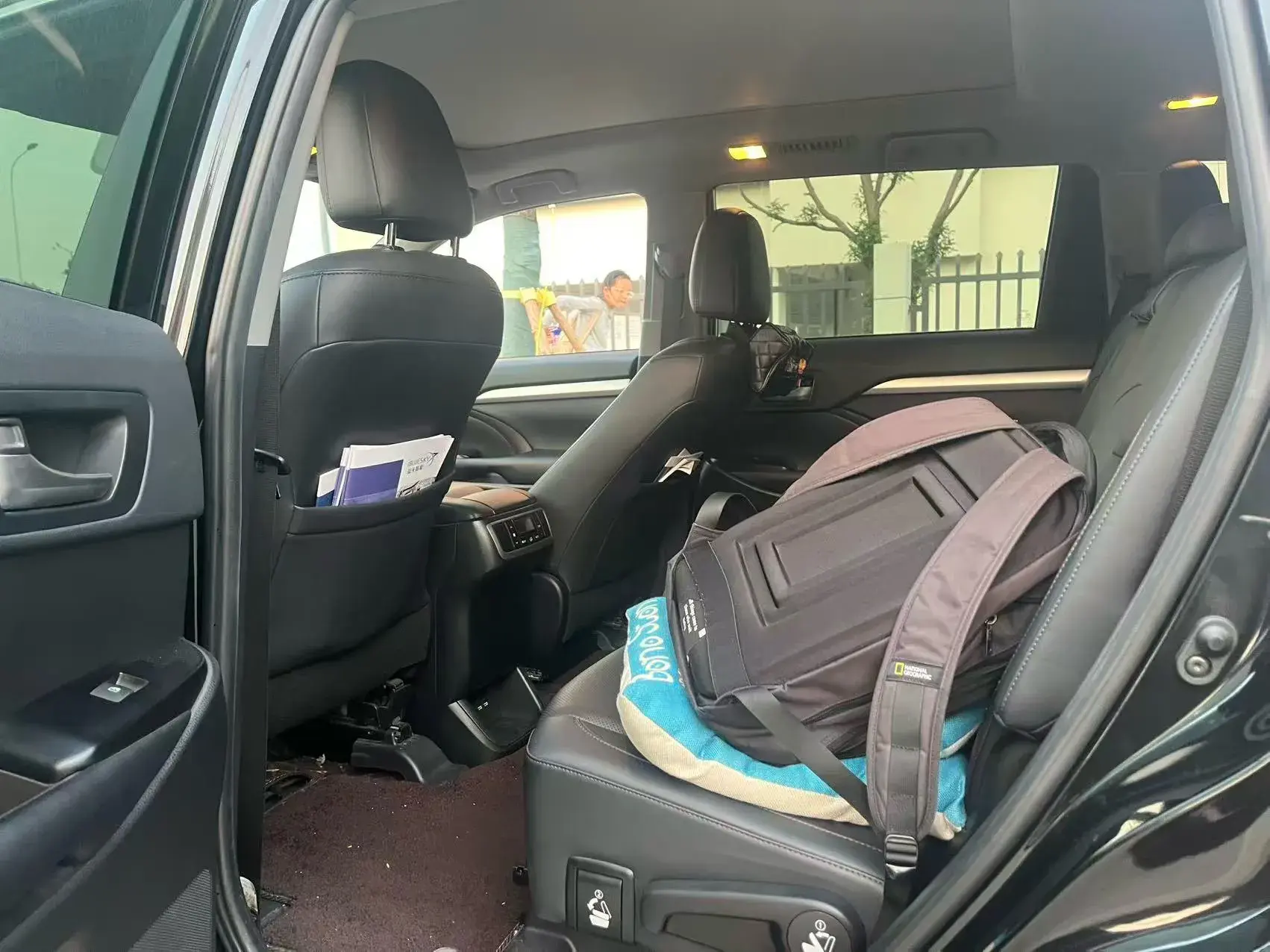 2021 TOYOTA HIGHLANDER thumbnail 3