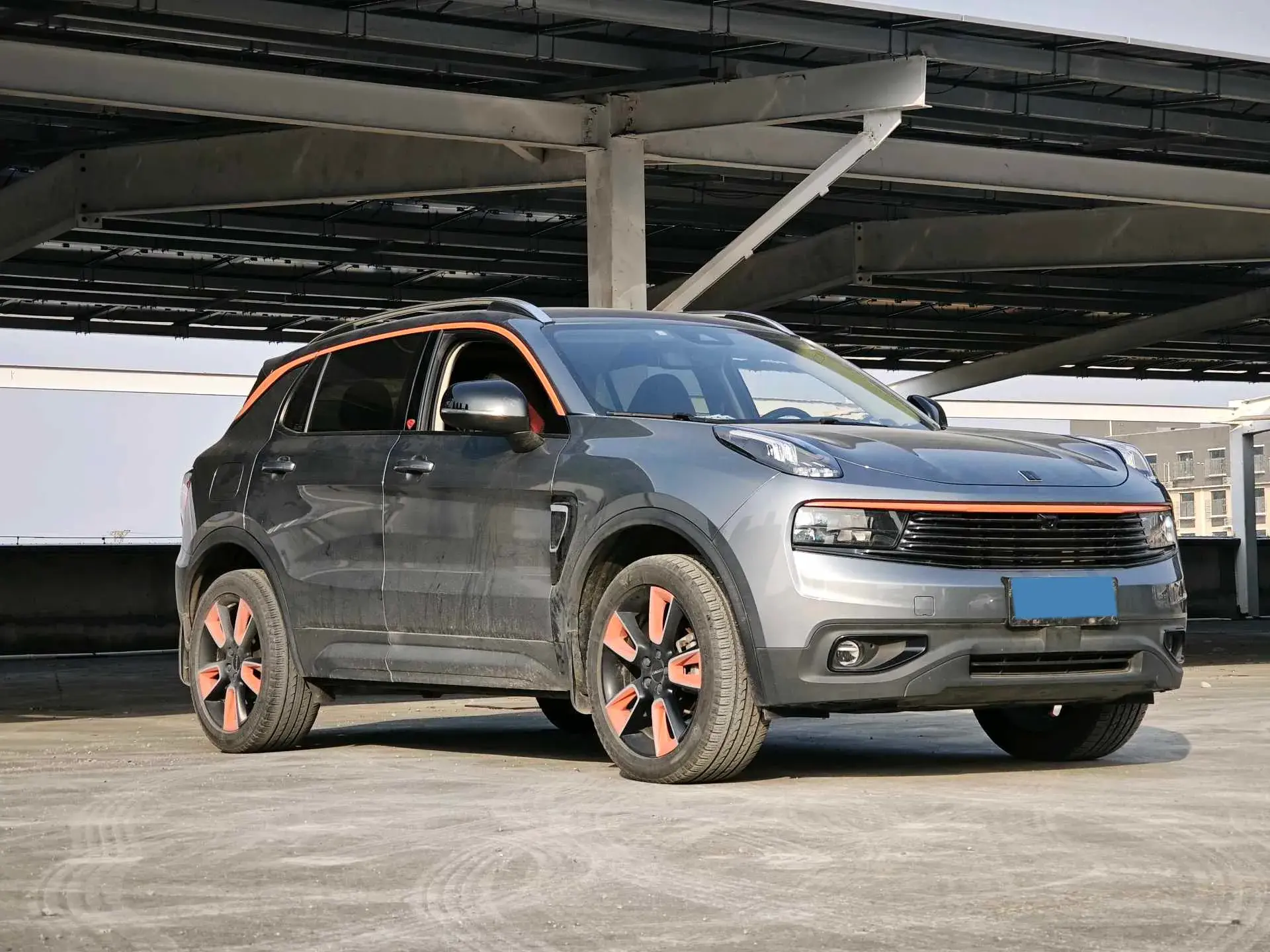 2019 LYNK&CO 01 thumbnail 3