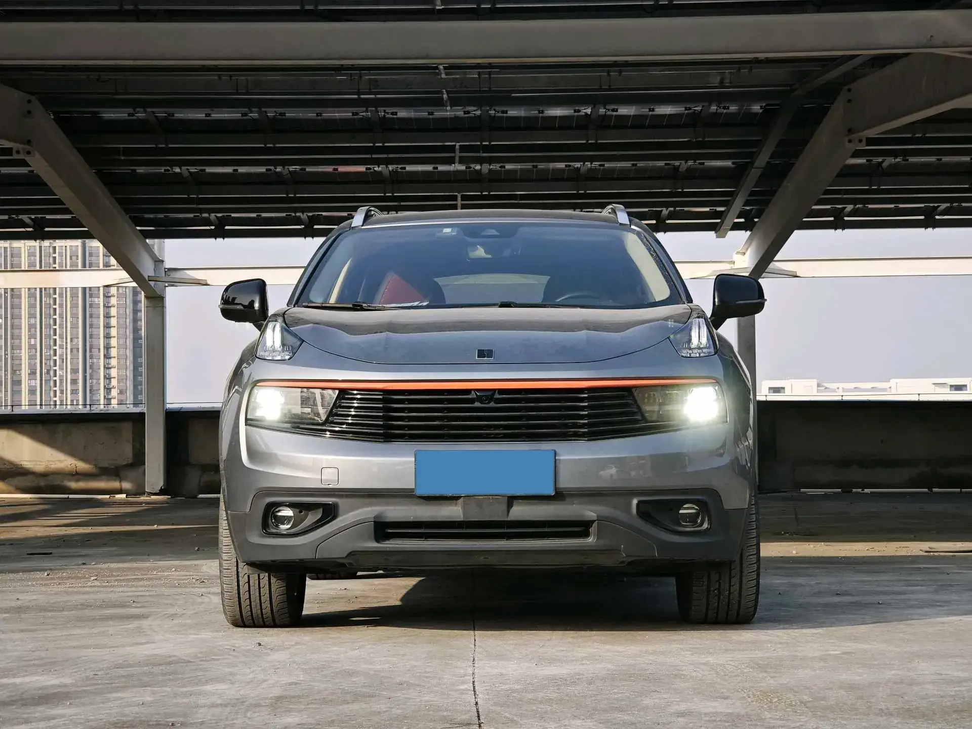 2019 LYNK&CO 01 thumbnail 2