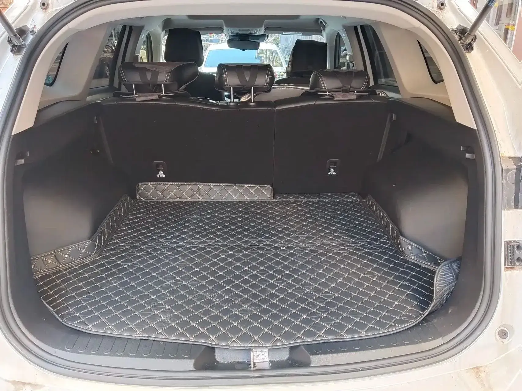 2021 HAVAL H6 thumbnail 2