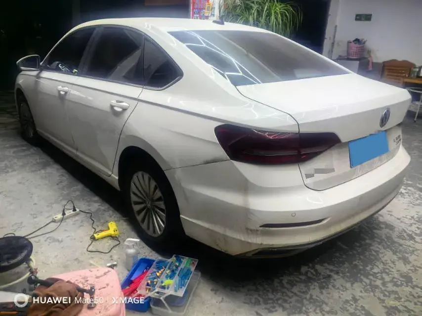 2021 VOLKSWAGEN LAVIDA thumbnail 4