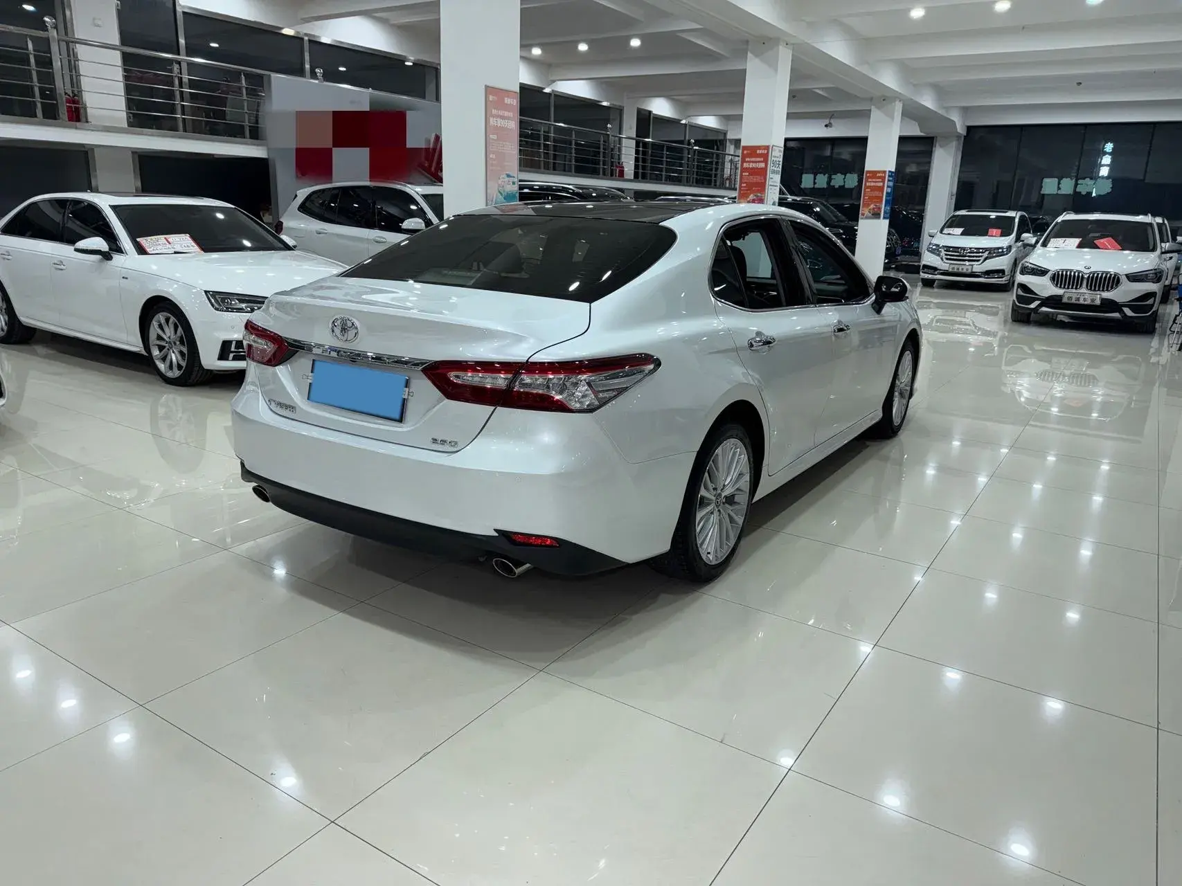 2019 TOYOTA CAMRY thumbnail 3