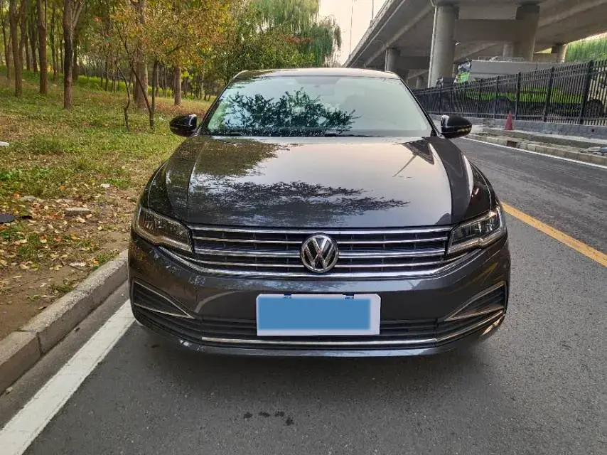 2019 VOLKSWAGEN BORA thumbnail 2