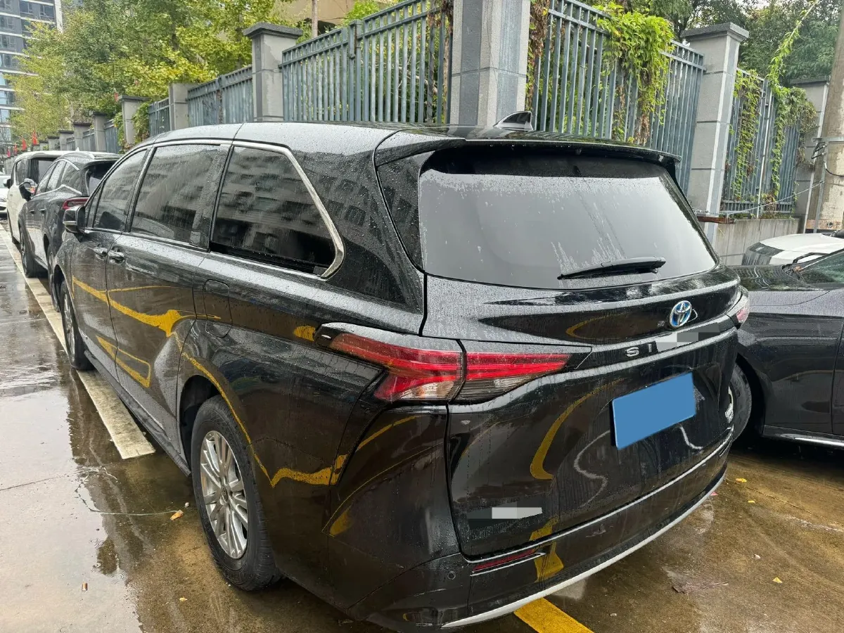 2021 Toyota Sienna 2.5L 192HP L4 E-CVT Hybrid,autocango,china used car exporter,china ev exporter,chinese used car exporter,chinese used ev exporter