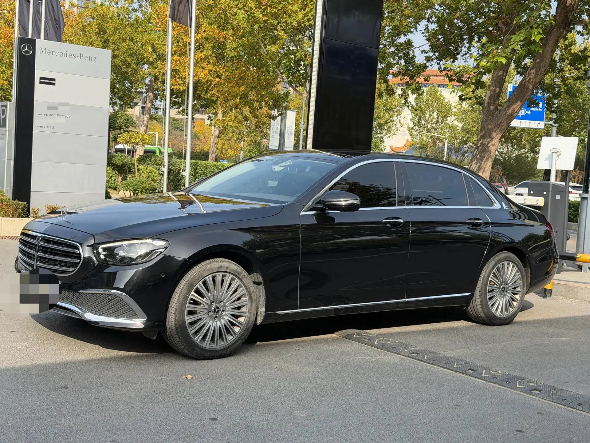 2021 MERCEDES-BENZ E view 1