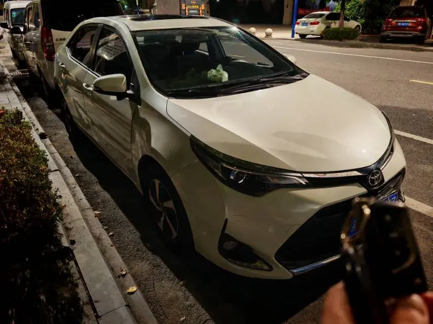 2017 TOYOTA LEVIN thumbnail 2