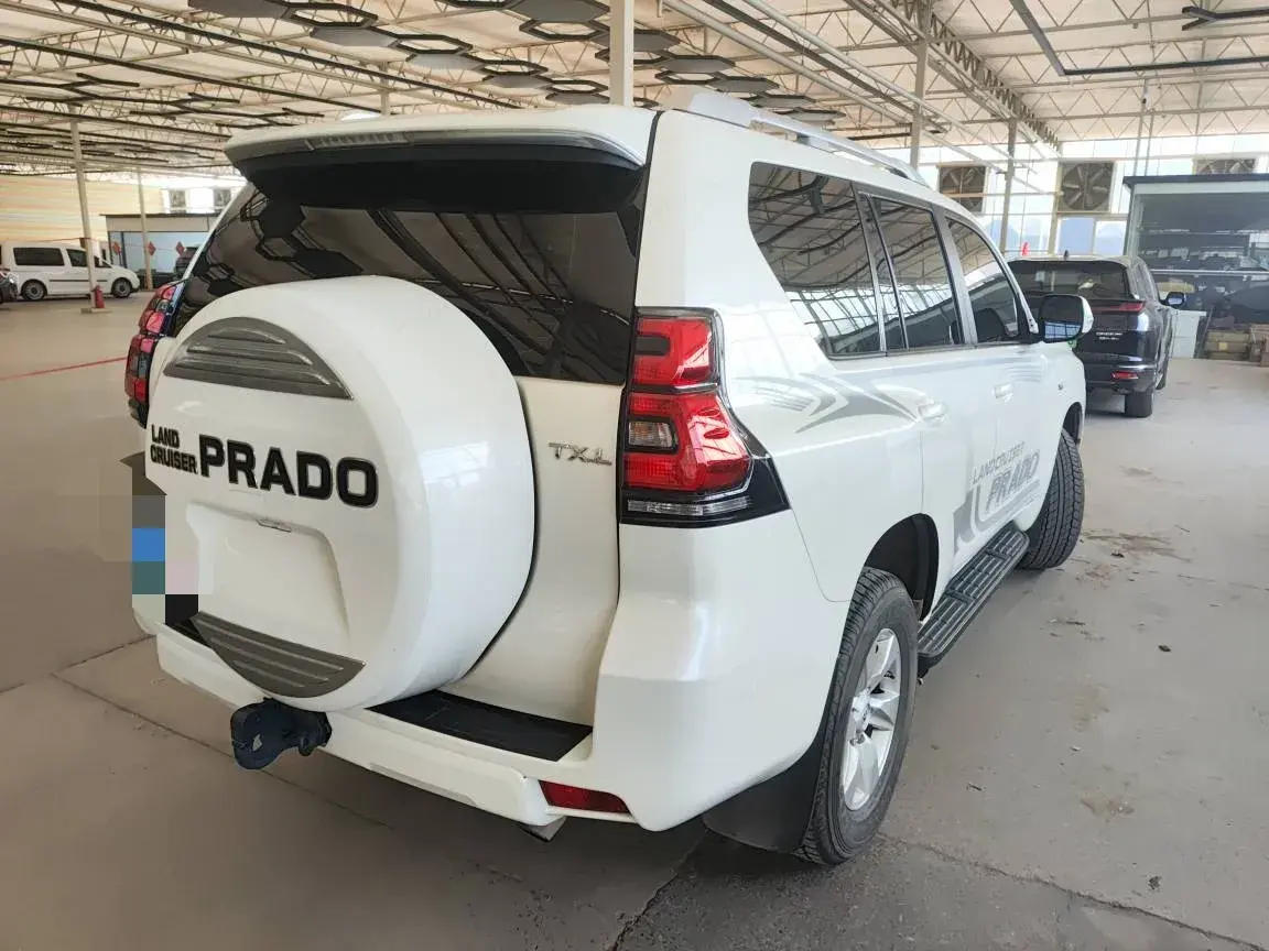 2018 TOYOTA LAND thumbnail 2