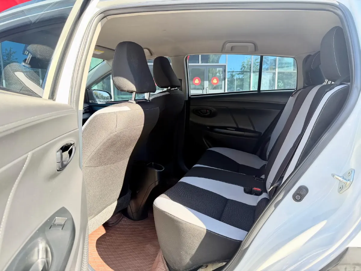 2021 Toyota Yaris L 1.5L 112HP L4 CVT,autocango,china used car exporter,china ev exporter,chinese used car exporter,chinese used ev exporter