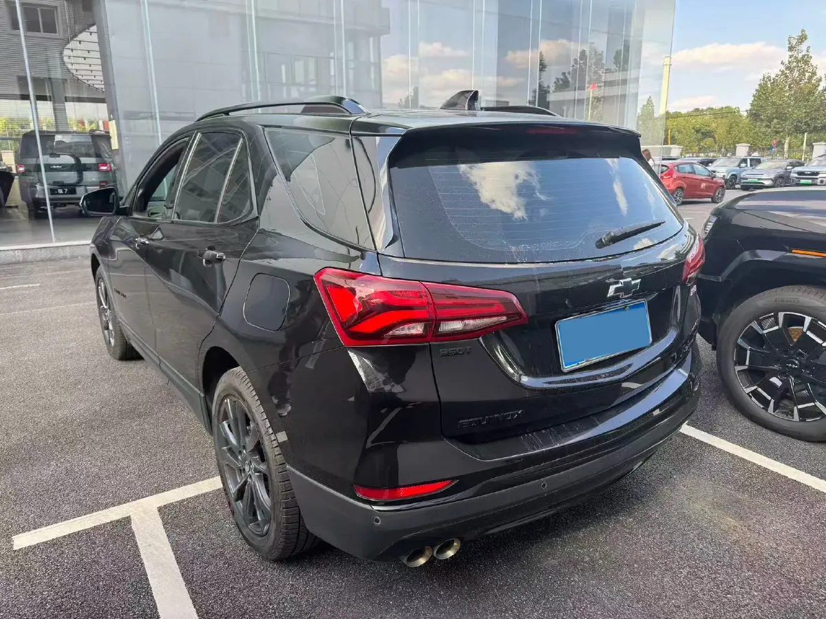 2022 Chevrolet Equinox 2.0T 237HP L4 9AT,autocango,china used car exporter,china ev exporter,chinese used car exporter,chinese used ev exporter