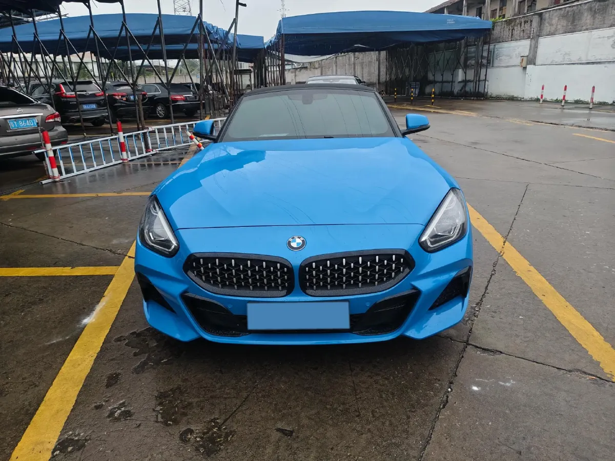 2022 BMW Z4 2.0T 197HP L4 8AT,autocango,china used car exporter,china ev exporter,chinese used car exporter,chinese used ev exporter