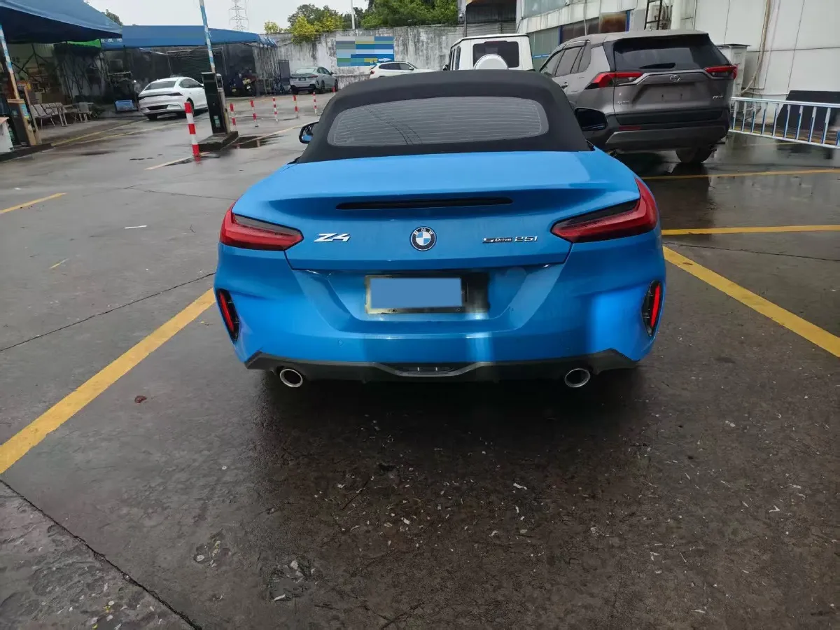 2022 BMW Z4 2.0T 197HP L4 8AT,autocango,china used car exporter,china ev exporter,chinese used car exporter,chinese used ev exporter