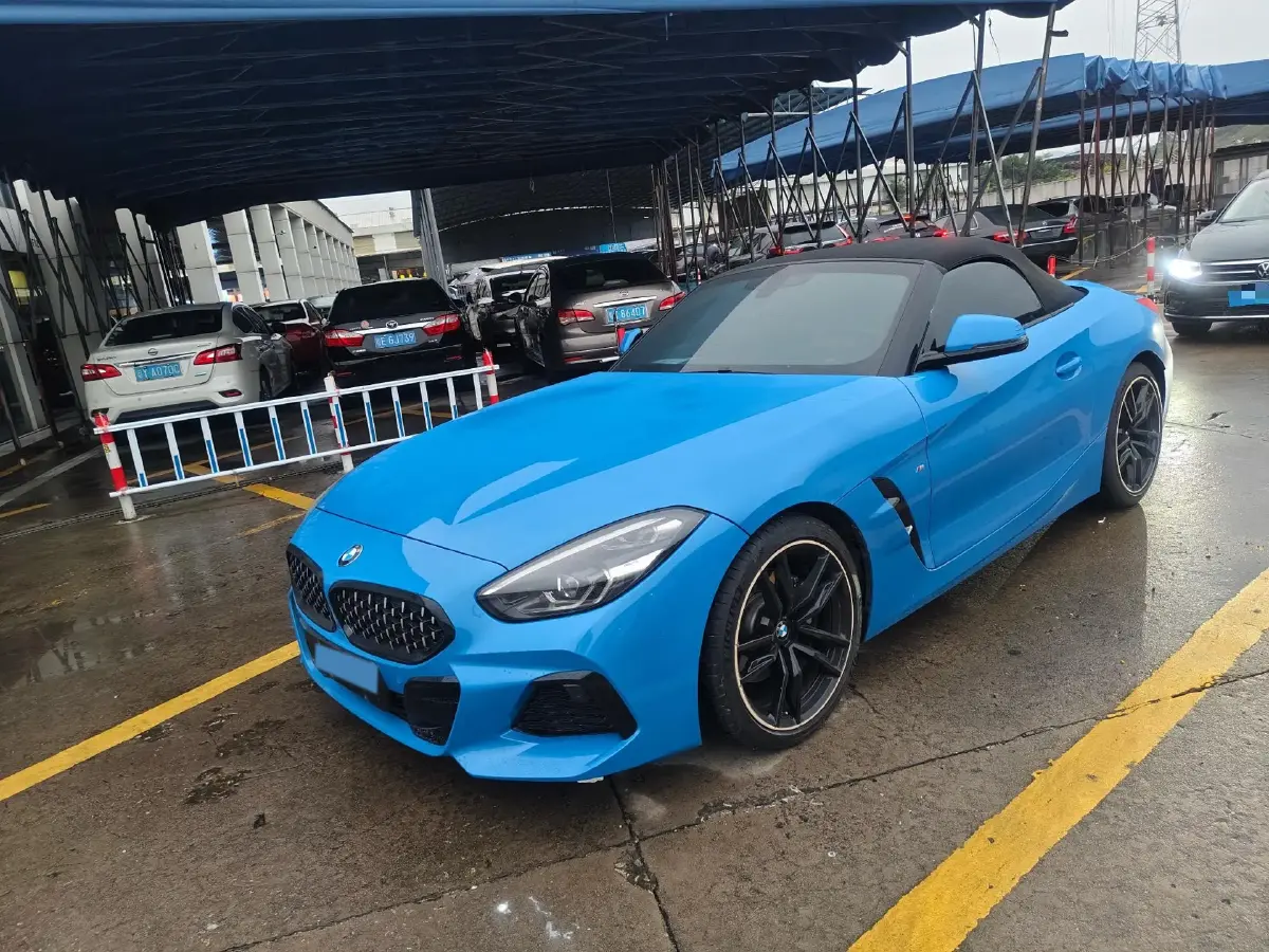 2022 BMW Z4 2.0T 197HP L4 8AT