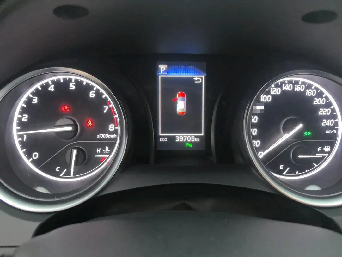 2023 Toyota Camry 2.0L 177HP L4 CVT,autocango,china used car exporter,china ev exporter,chinese used car exporter,chinese used ev exporter