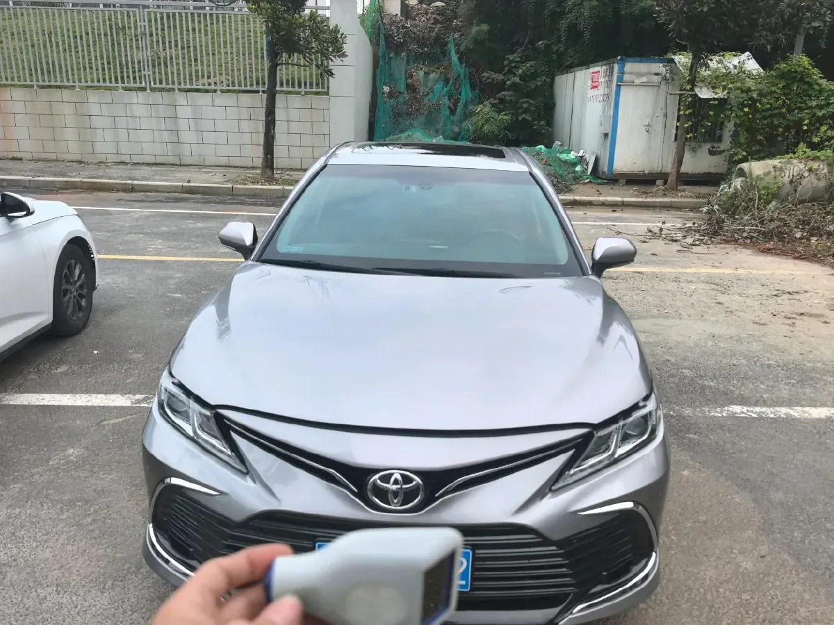 2023 Toyota Camry 2.0L 177HP L4 CVT,autocango,china used car exporter,china ev exporter,chinese used car exporter,chinese used ev exporter