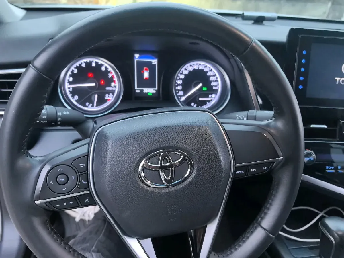 2023 Toyota Camry 2.0L 177HP L4 CVT,autocango,china used car exporter,china ev exporter,chinese used car exporter,chinese used ev exporter