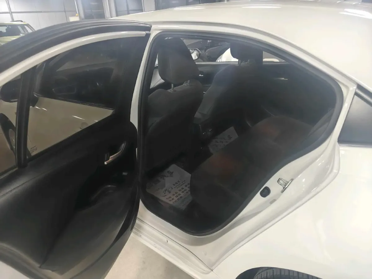 2022 Toyota Corolla 1.8L 98HP L4 E-CVT Hybrid,autocango,china used car exporter,china ev exporter,chinese used car exporter,chinese used ev exporter