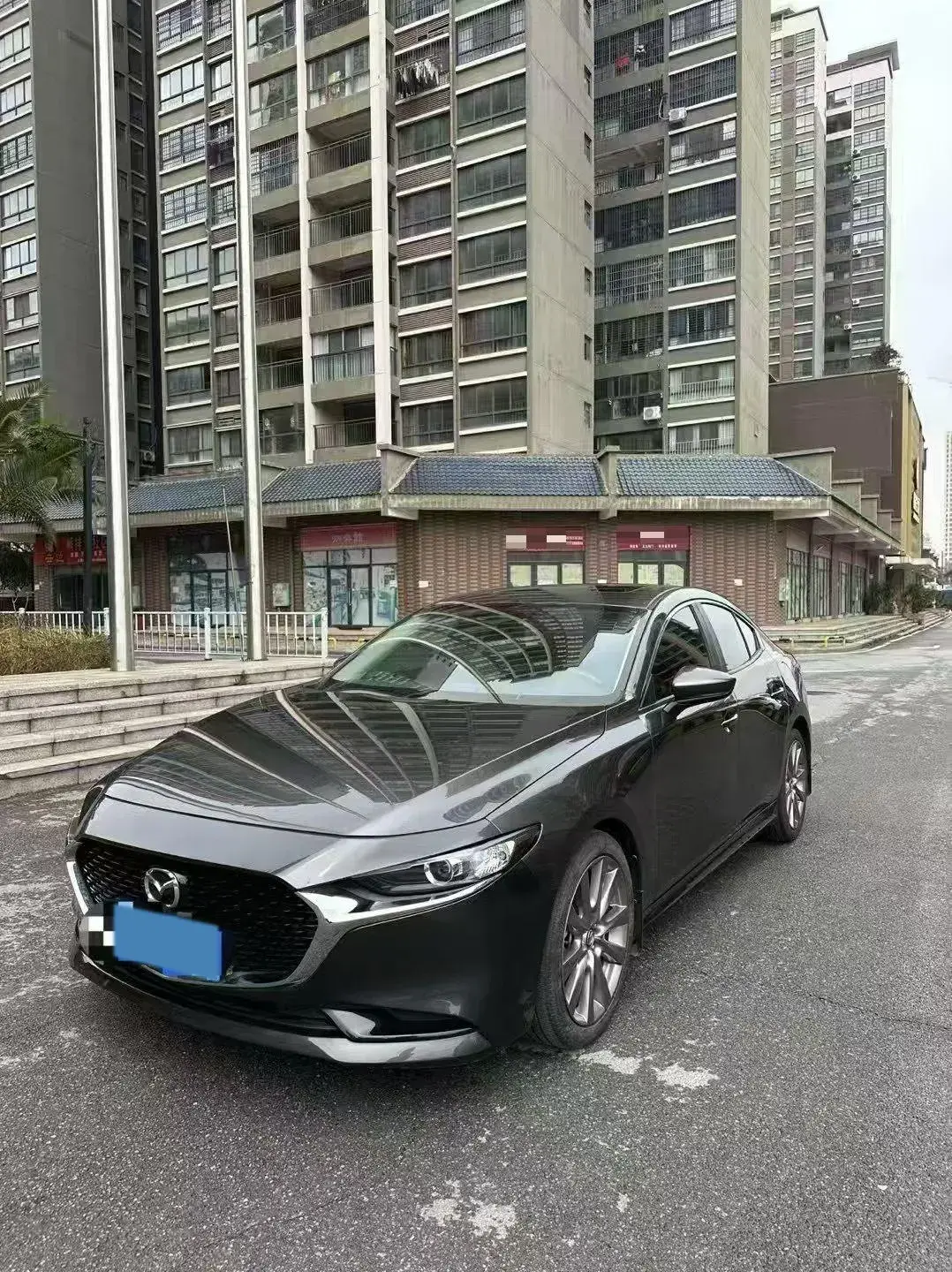 2022 MAZDA 3 view 1