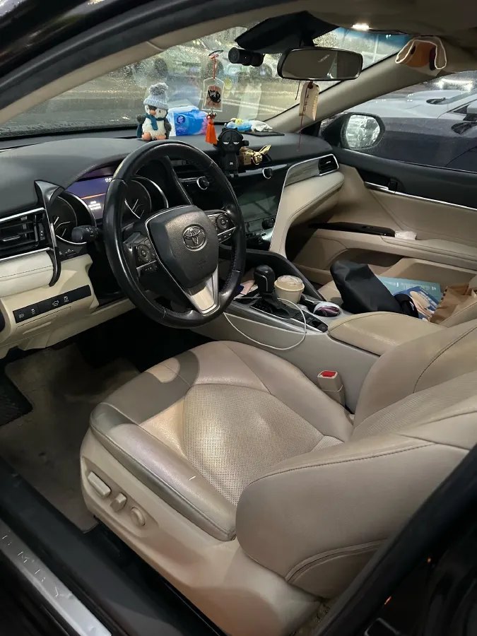 2019 Toyota Camry 2.5L 178HP L4 E-CVT Hybrid,autocango,china used car exporter,china ev exporter,chinese used car exporter,chinese used ev exporter