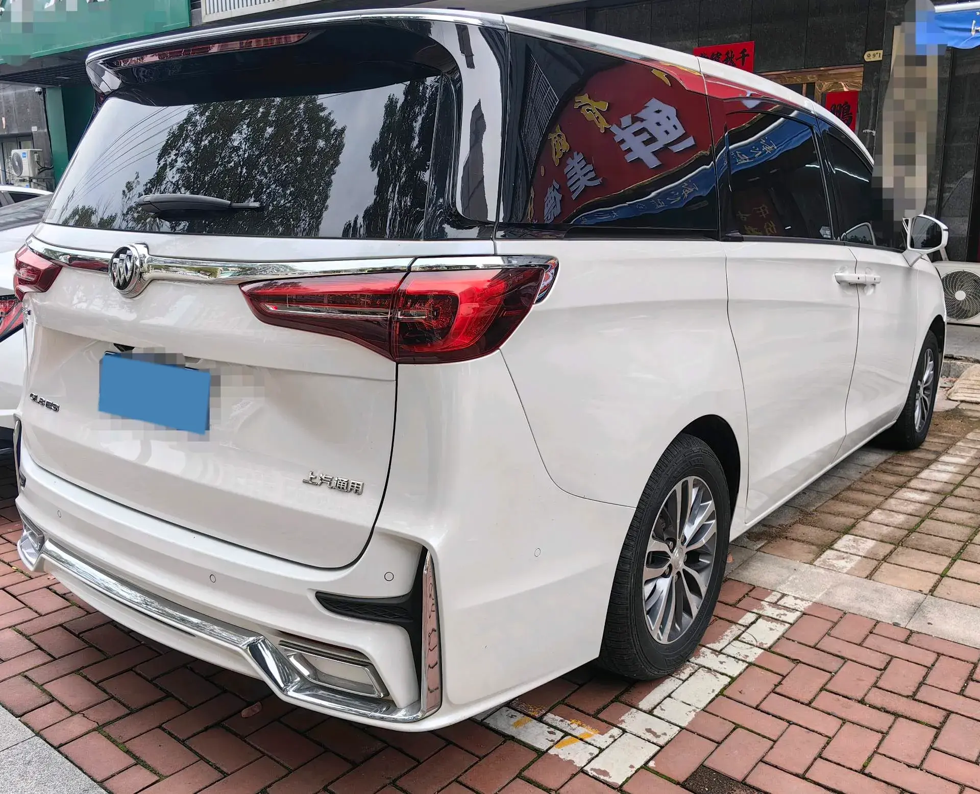 2021 BUICK GL8 thumbnail 4