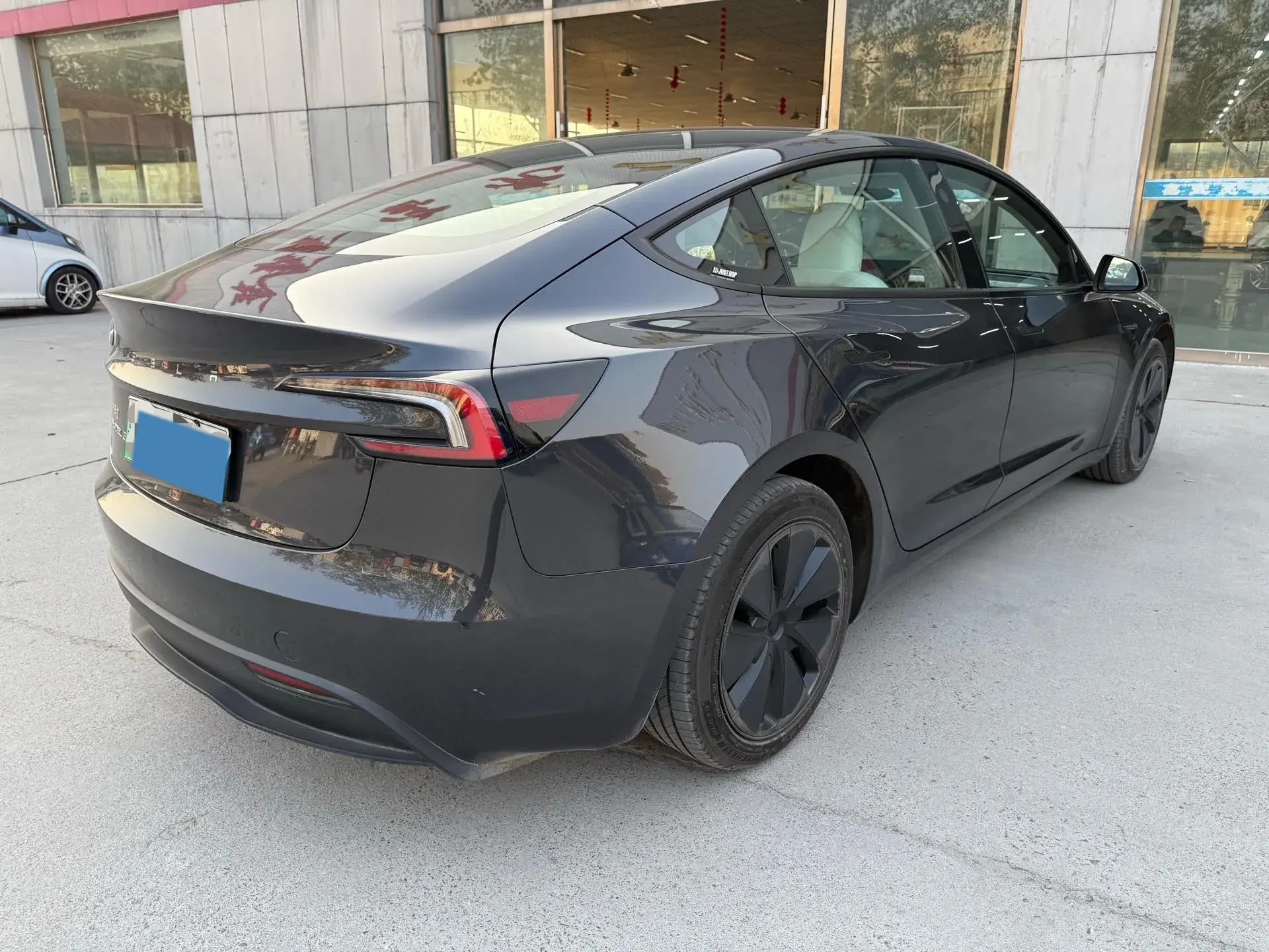 2023 TESLA MODEL thumbnail 4