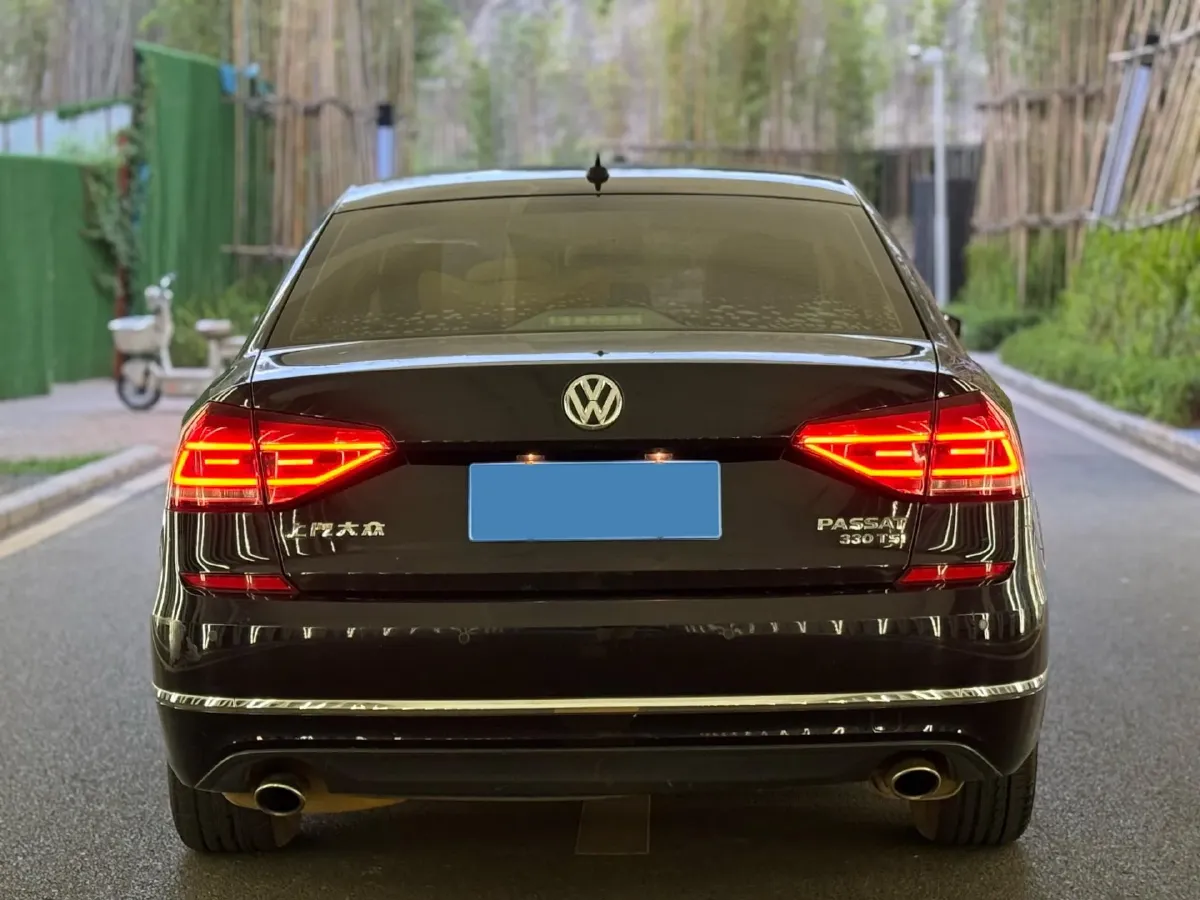 2017 Volkswagen Passat 1.8T 180HP L4 7DCT,autocango,china used car exporter,china ev exporter,chinese used car exporter,chinese used ev exporter