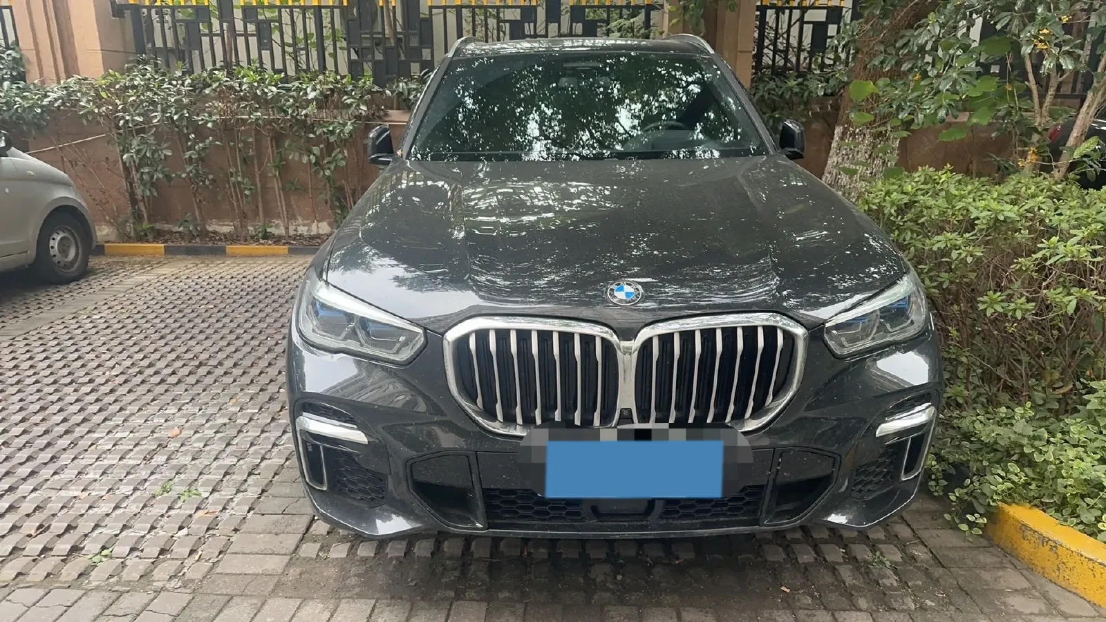 2022 BMW X5 2.0T 245HP L4 8AT,autocango,china used car exporter,china ev exporter,chinese used car exporter,chinese used ev exporter