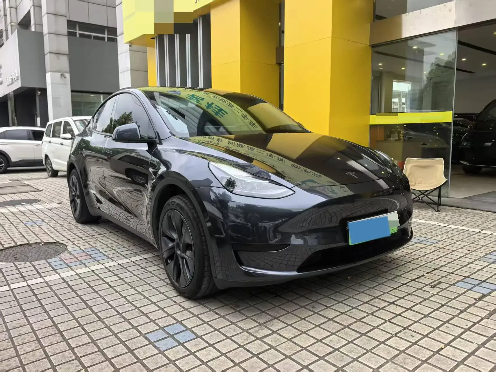 2024 TESLA MODEL thumbnail 2